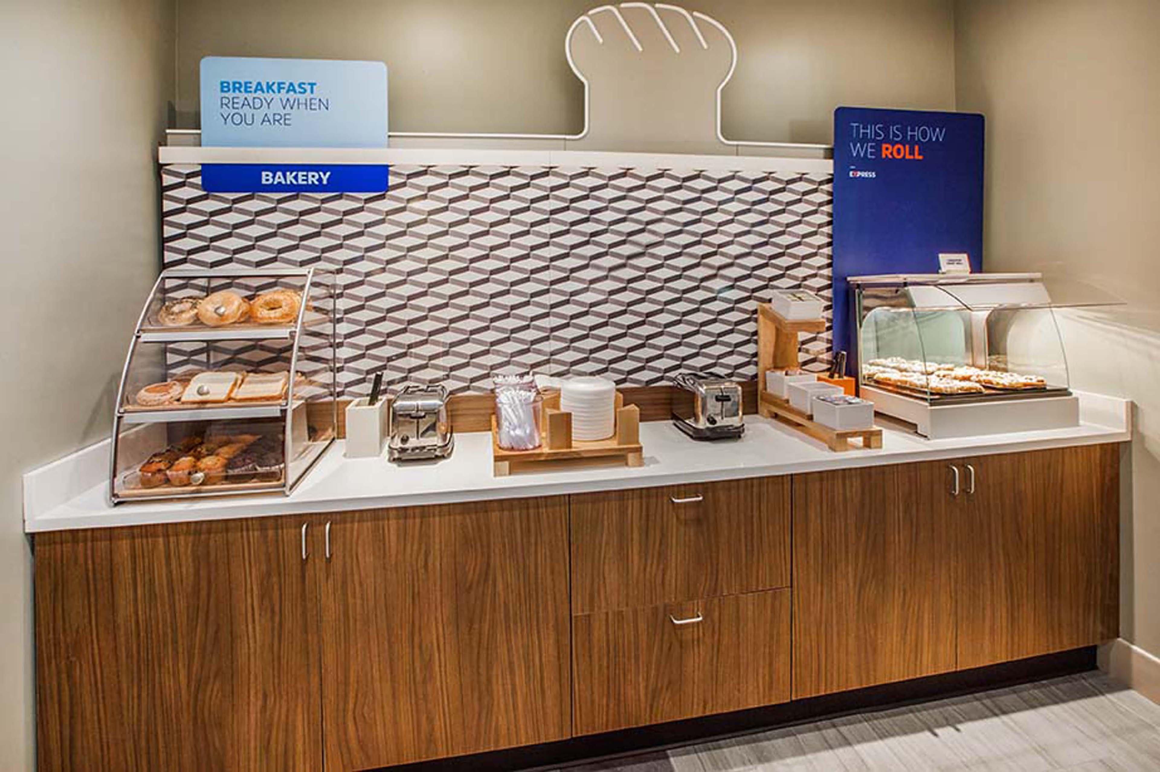 Holiday Inn Express & Suites Clovis Fresno Area By Ihg Luaran gambar