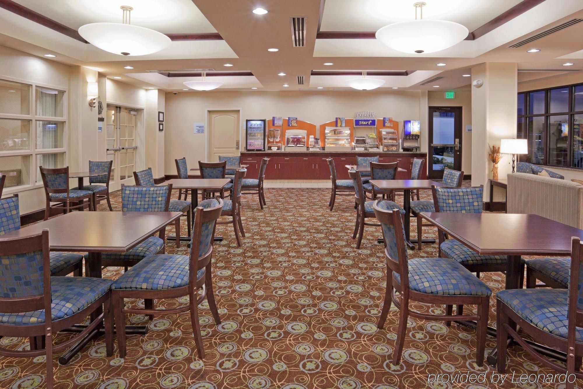 Holiday Inn Express & Suites Clovis Fresno Area By Ihg Luaran gambar