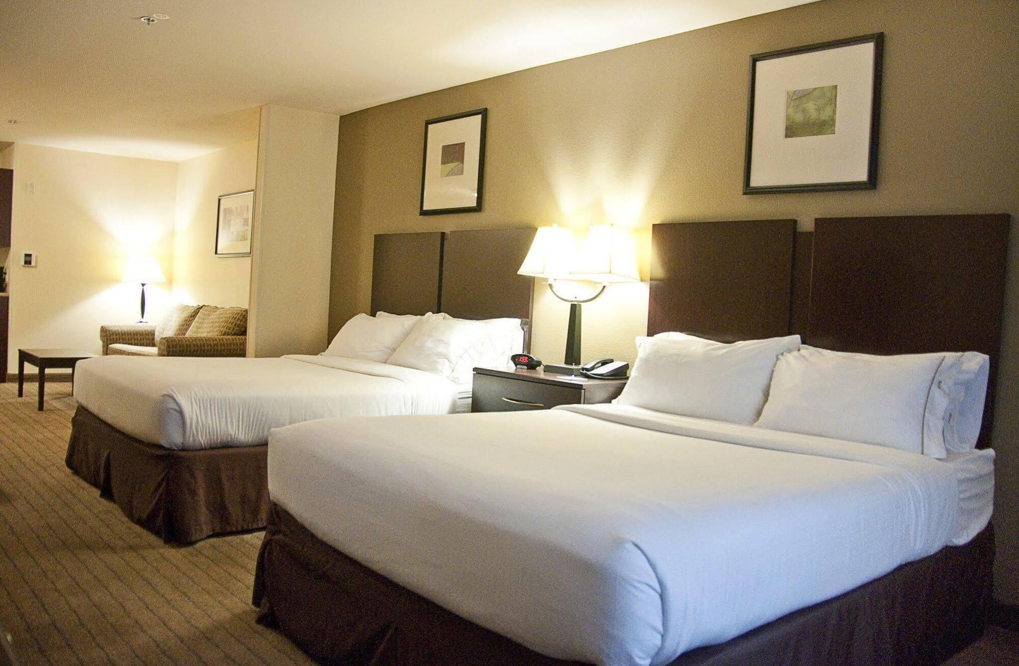 Holiday Inn Express & Suites Clovis Fresno Area By Ihg Luaran gambar