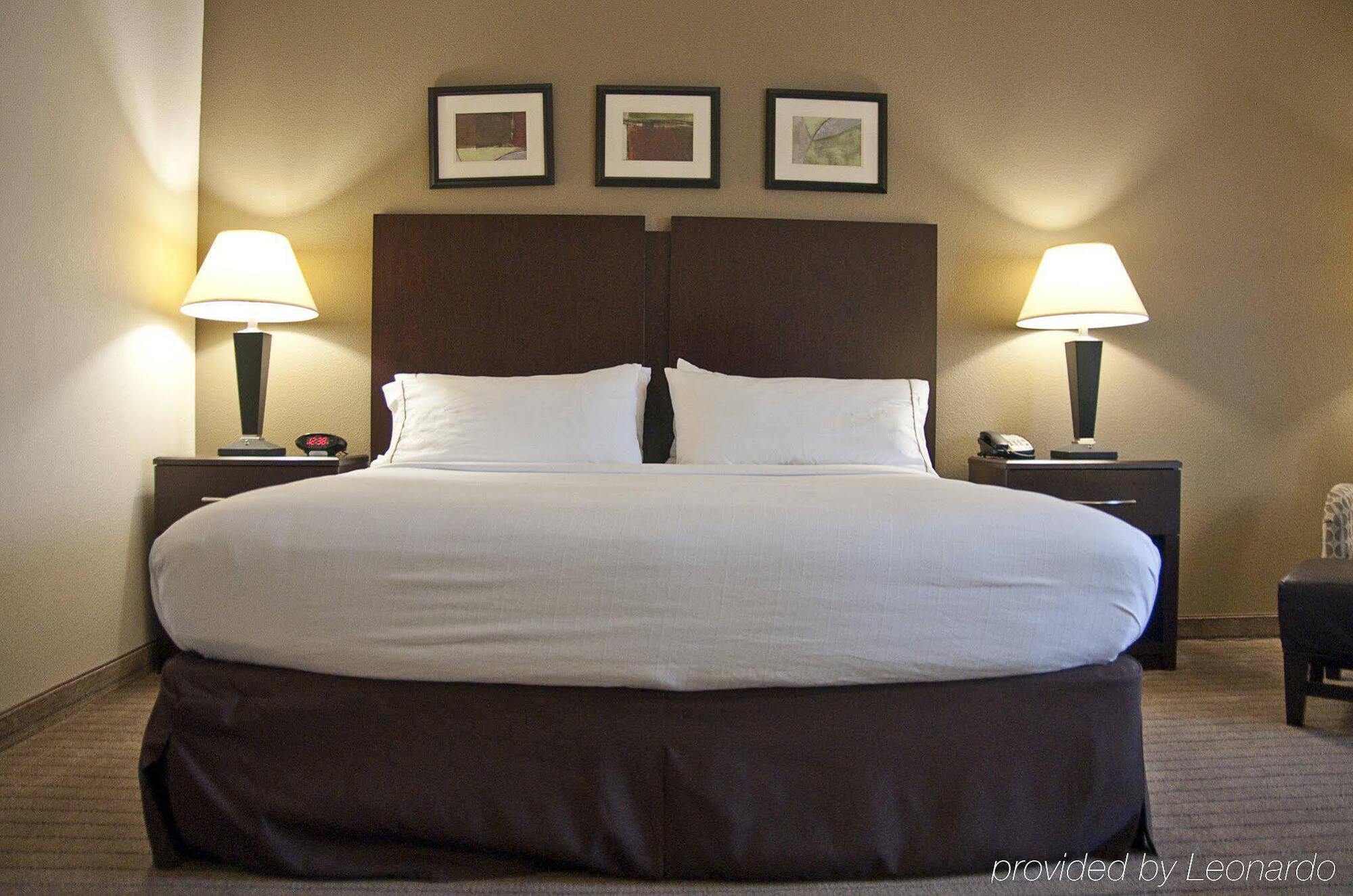 Holiday Inn Express & Suites Clovis Fresno Area By Ihg Luaran gambar